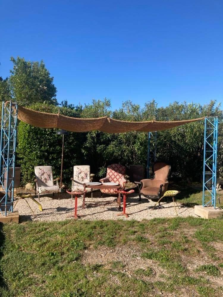 Chez Les Brocs B&B Canet  Buitenkant foto